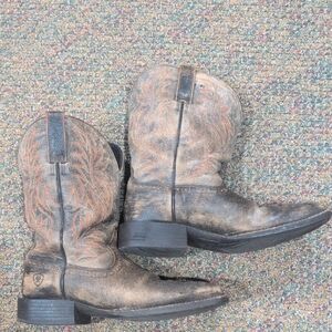 Ariat Distressed Leather Boots with Embroidered Design